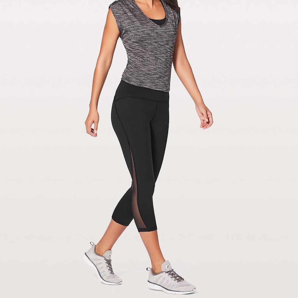 Lululemon Train Times Crop 21” - NWT